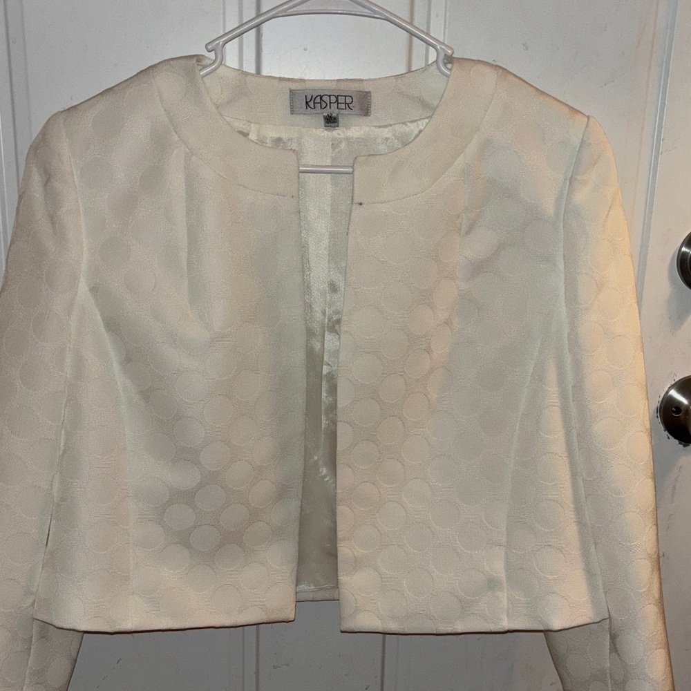 Kasper Vintage Women's Elegant Cream Cropped Blazer Sz. 12 (was a 2Pc set)